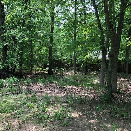 Wooded Twin Lakes Retreat 13 Mi To Lake Michigan! Buitenkant foto